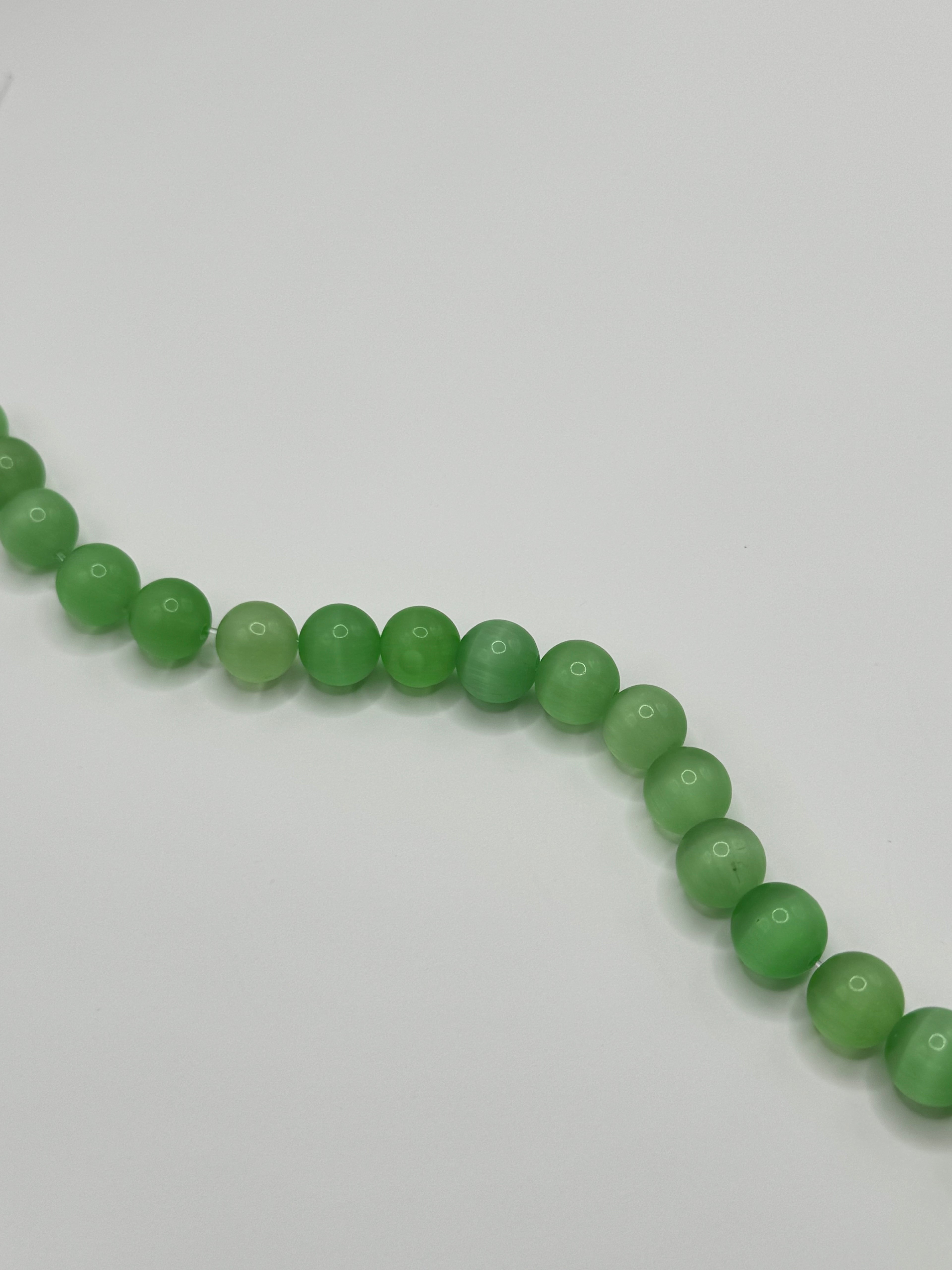 Pearl Necklace (Medium)